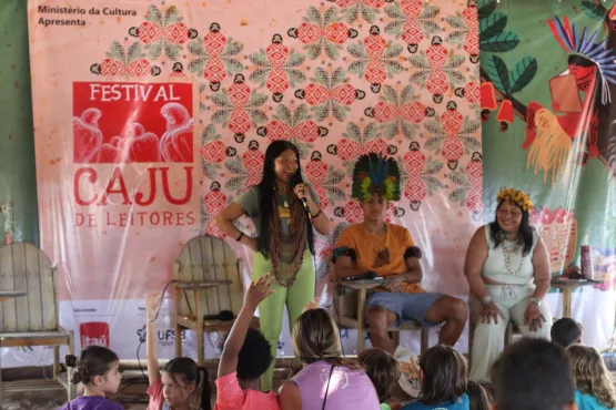 A magia dos seres encantados ganha vida no Festival Caju de Leitores