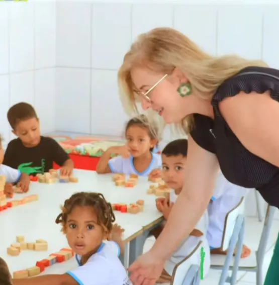 Prefeitura de Nova Viçosa entrega novos equipamentos à Creche Municipal Pequeno Príncipe