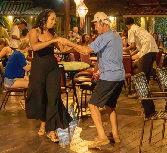 Forró do Eco Bahia Hotel esquenta as noites de São João em Porto Seguro