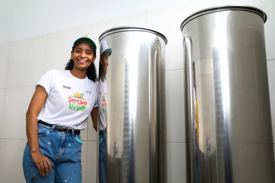 Nova unidade de beneficiamento de mel fortalece renda de apicultores em Itiúba