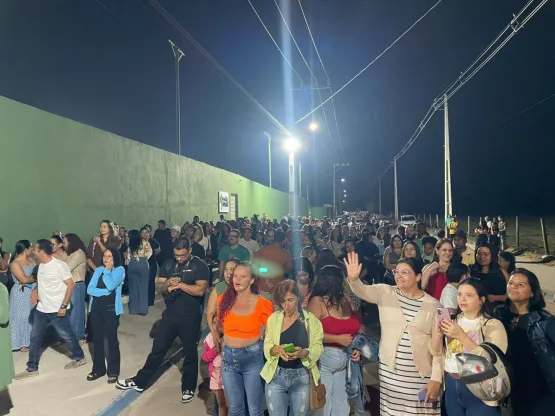 Prefeitura de Nova Viçosa entrega pavimentação da Rua Mucuri