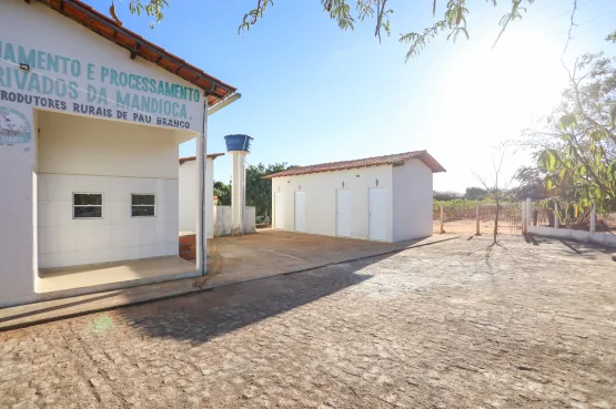 Agricultura Familiar de Riacho de Santana celebra entrega de agroindústrias familiares pelo Governo do Estado